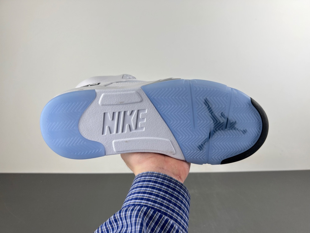 Air Jordan 5 White Metallic 2026 HQ7978-103