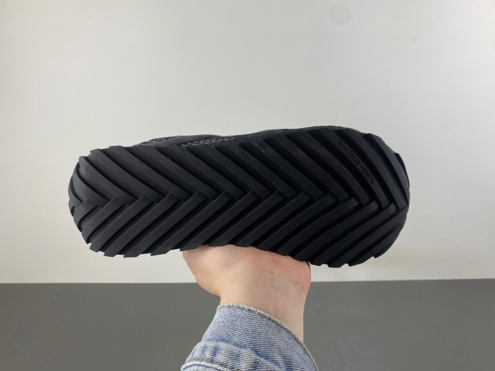 BV Sneaker BLACK GREY