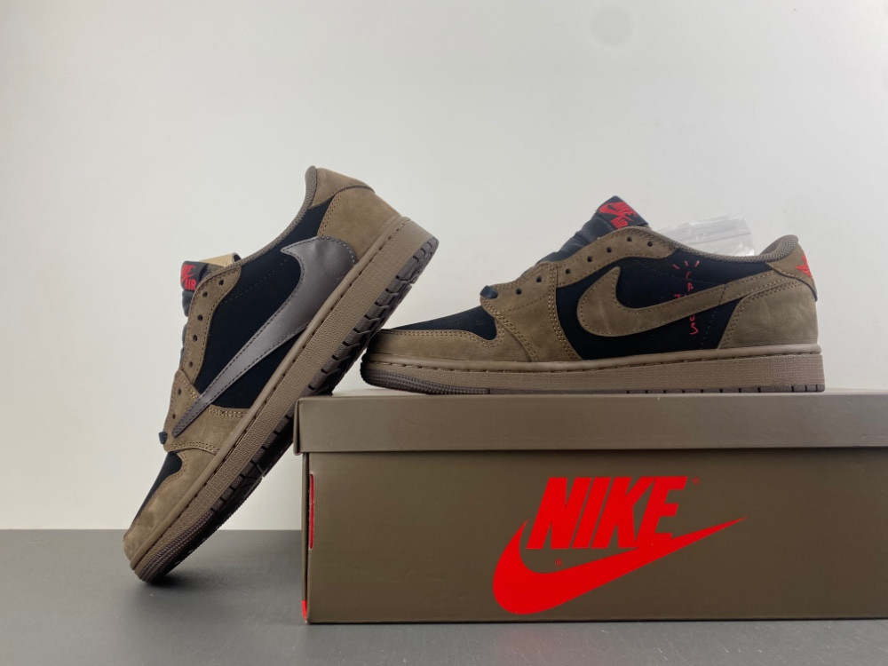 Travis Scott x Air Jordan 1 Low CQ4277 001