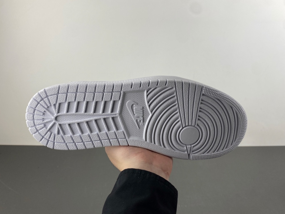 Air Jordan 1 Retro Low OG SP Travis Scott Michael Rubin White Party (Friends and Family) TD1228-111