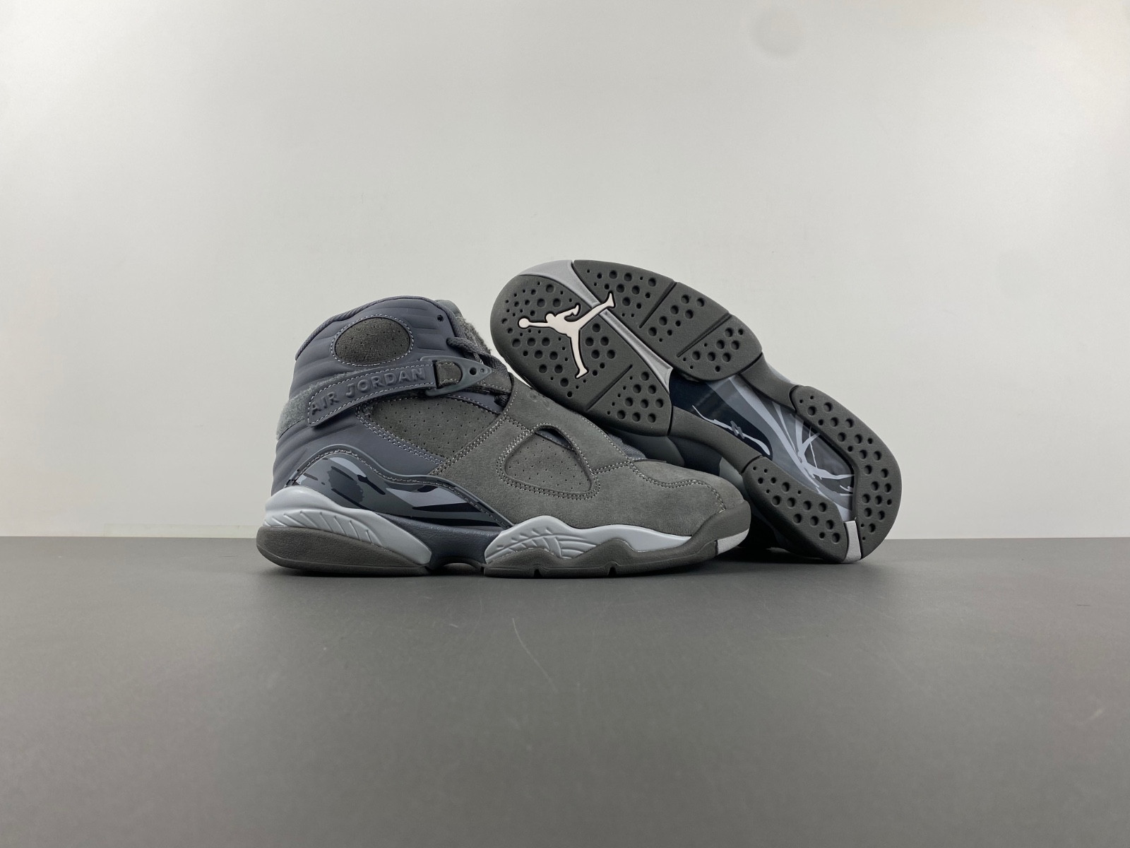Jordan 8 Retro Cool Grey Men