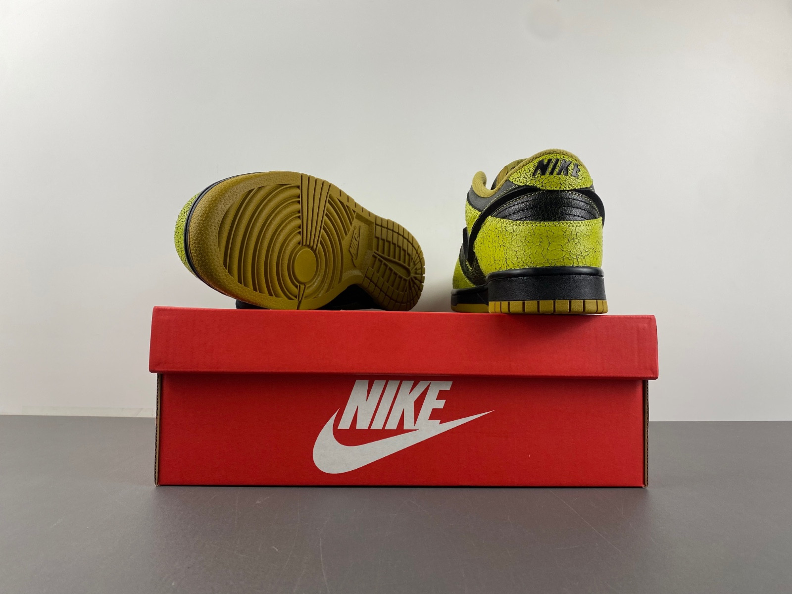 Nike Dunk Low QS Halloween Skull Men