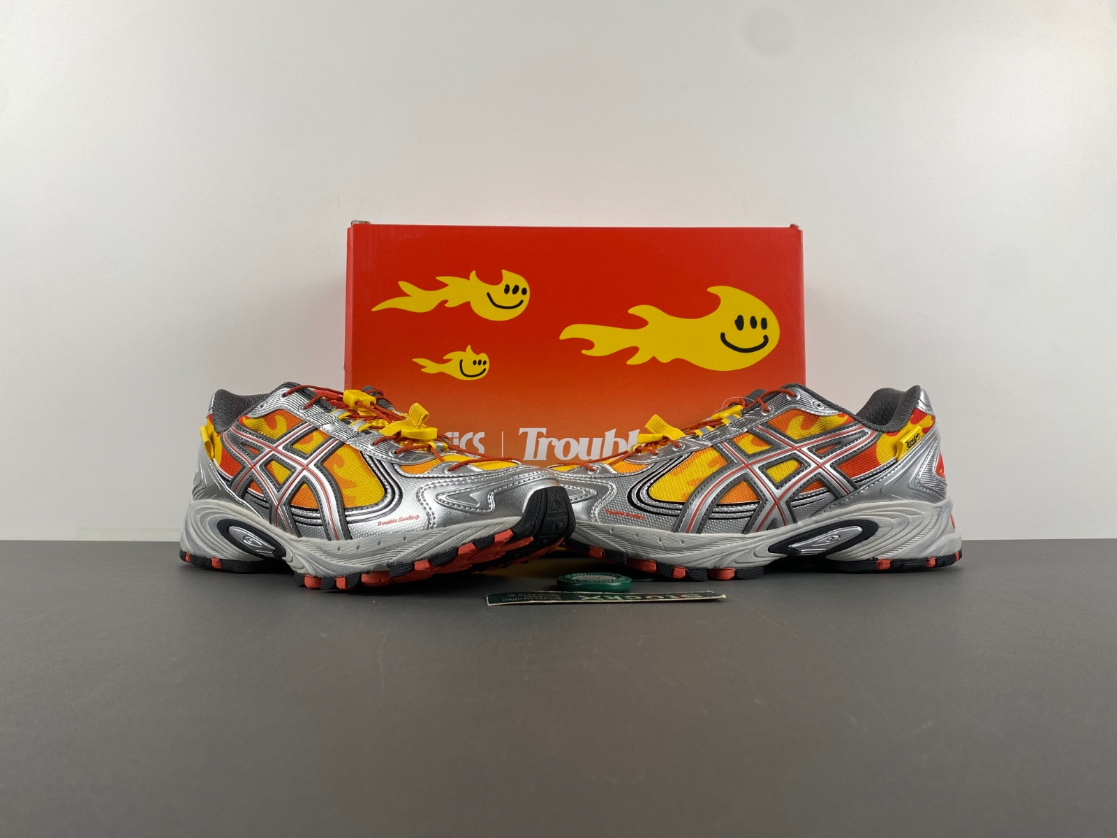 TroubleSmile x Gel Kahana TR V4 Flames - 1203A653 750