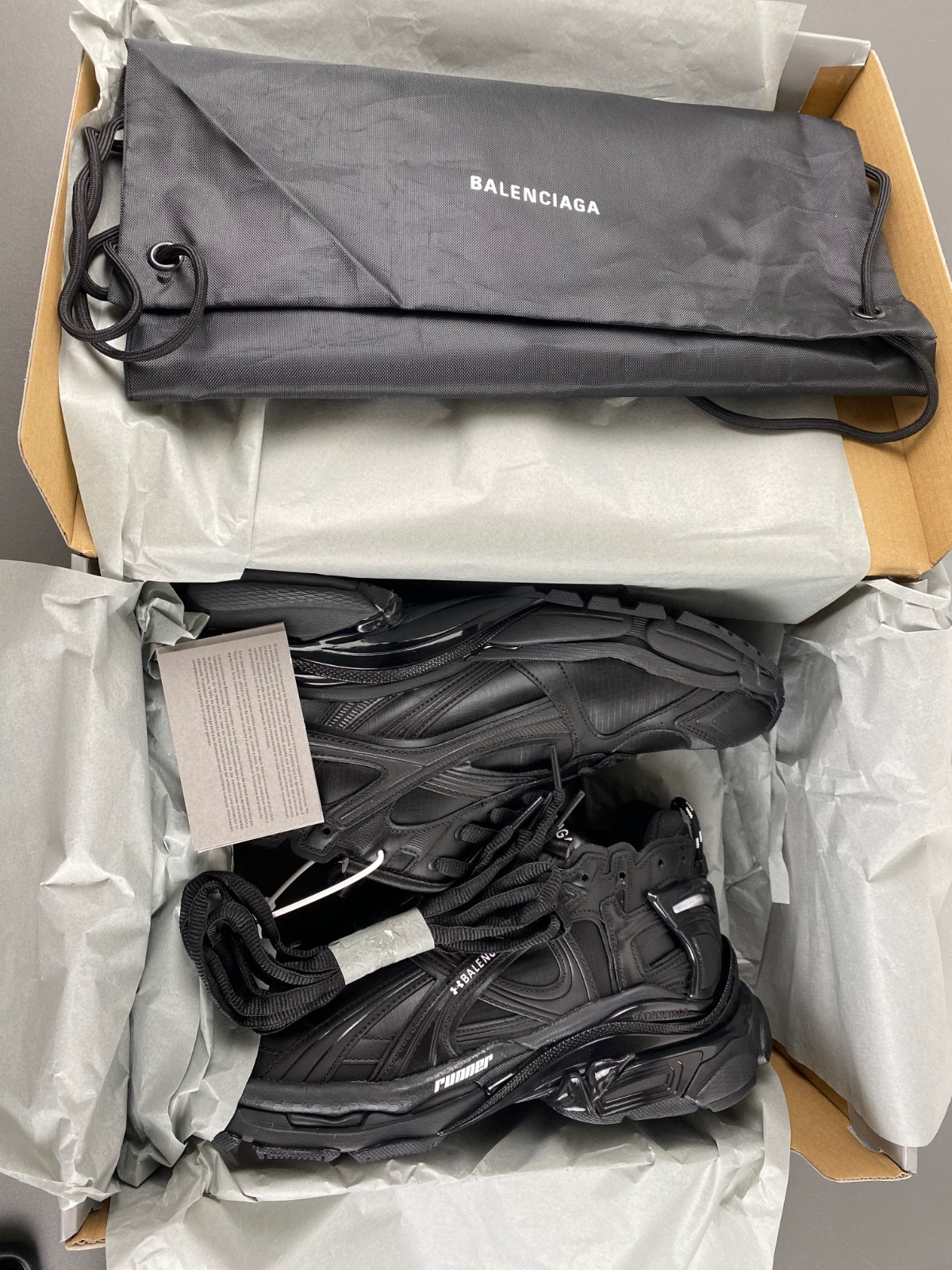 Ba1en*iaga runner sneaker