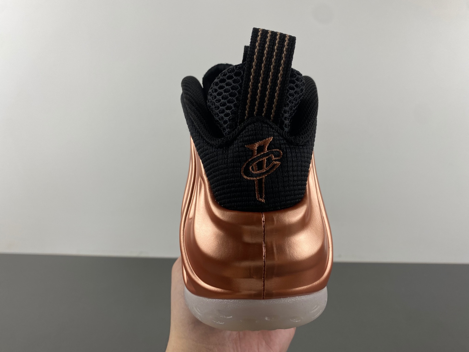 Nike Air Foamposite One Metallic Copper 2024 FZ9902-001