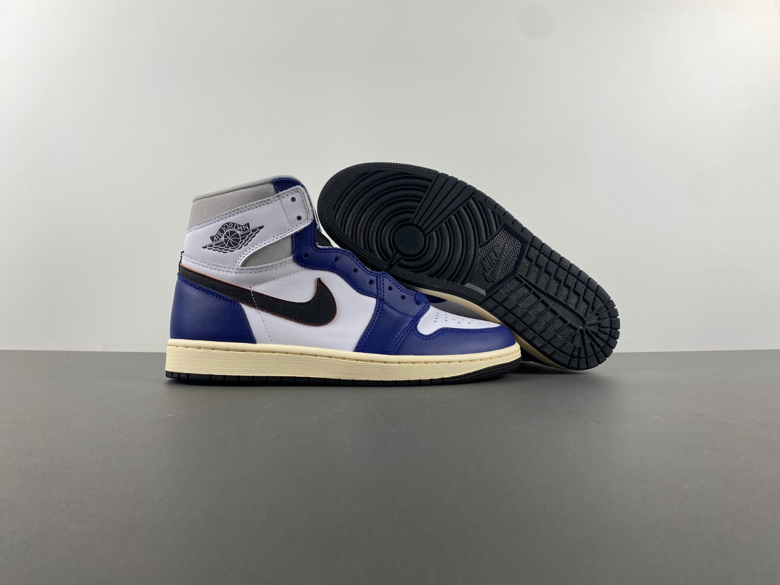 Air Jordan 1 High OG Rare Air Deep Royal Blue DZ5485-100