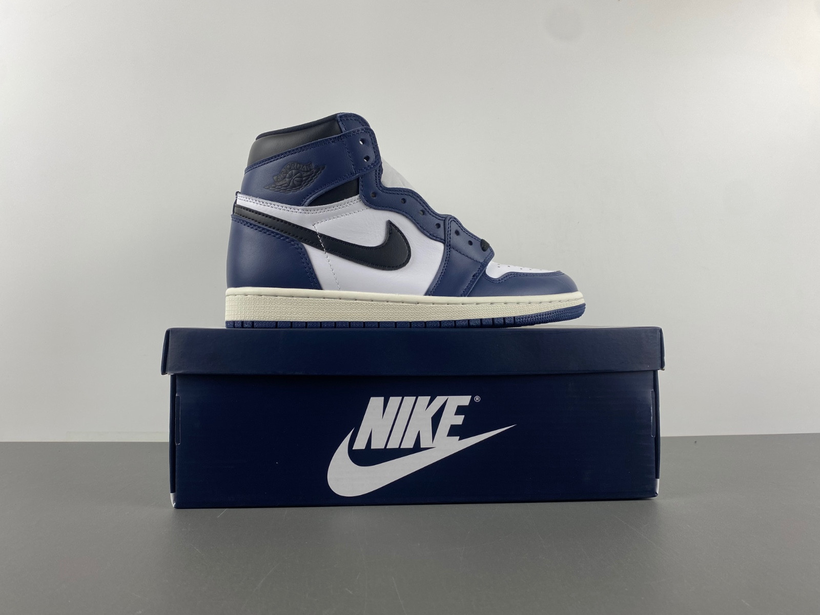 Jordan 1 Retro High OG Midnight Navy Men