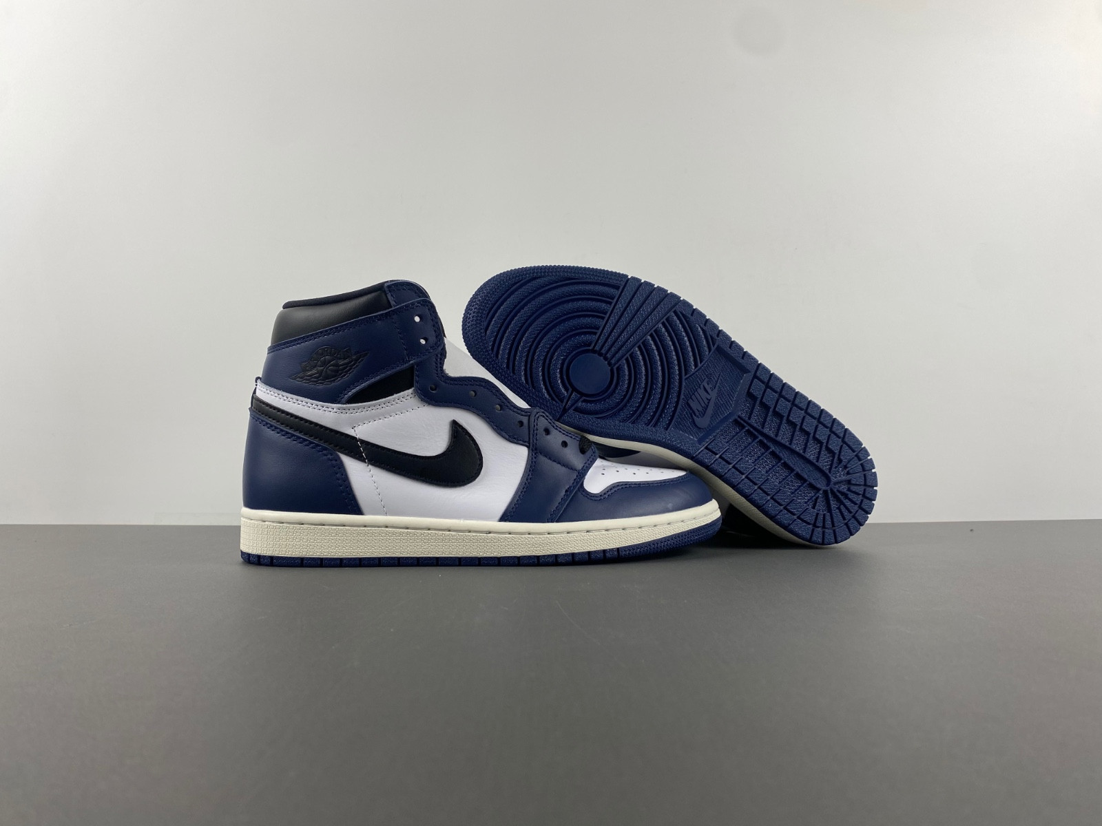 Jordan 1 Retro High OG Midnight Navy Men