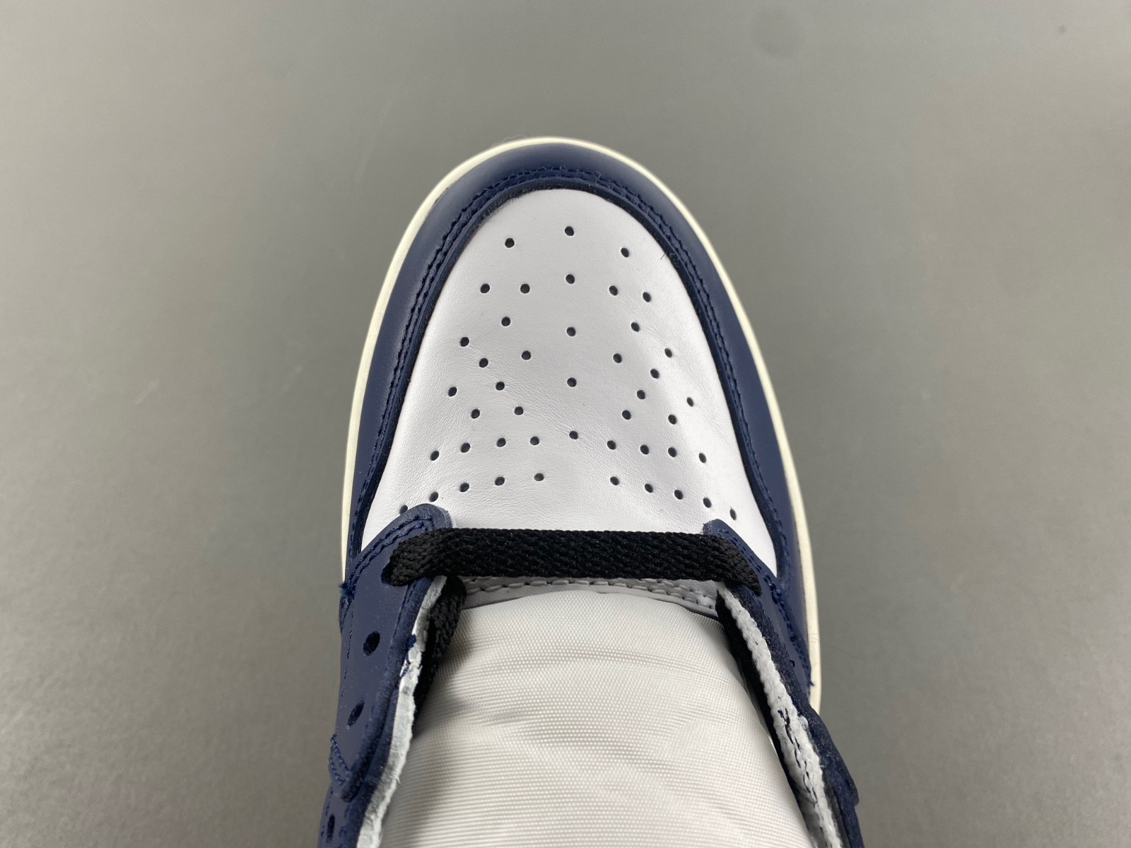 Jordan 1 Retro High OG Midnight Navy Men