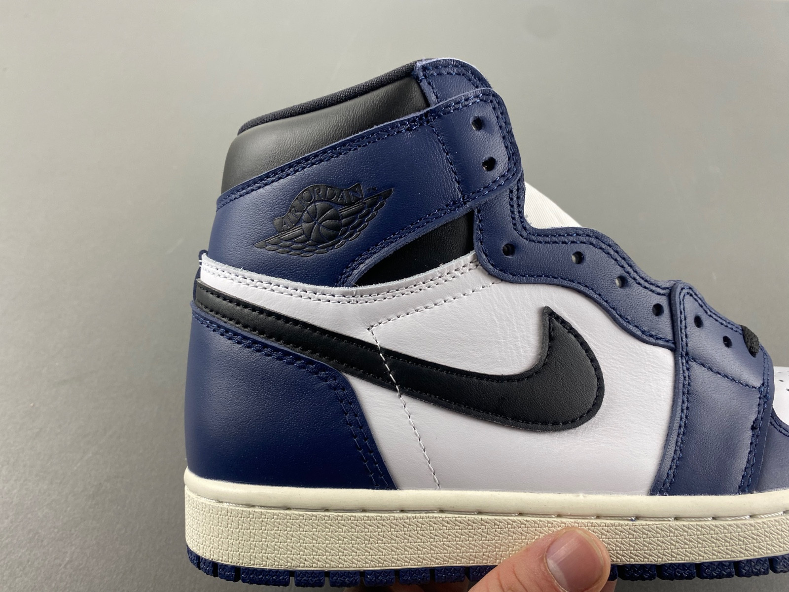 Jordan 1 Retro High OG Midnight Navy Men