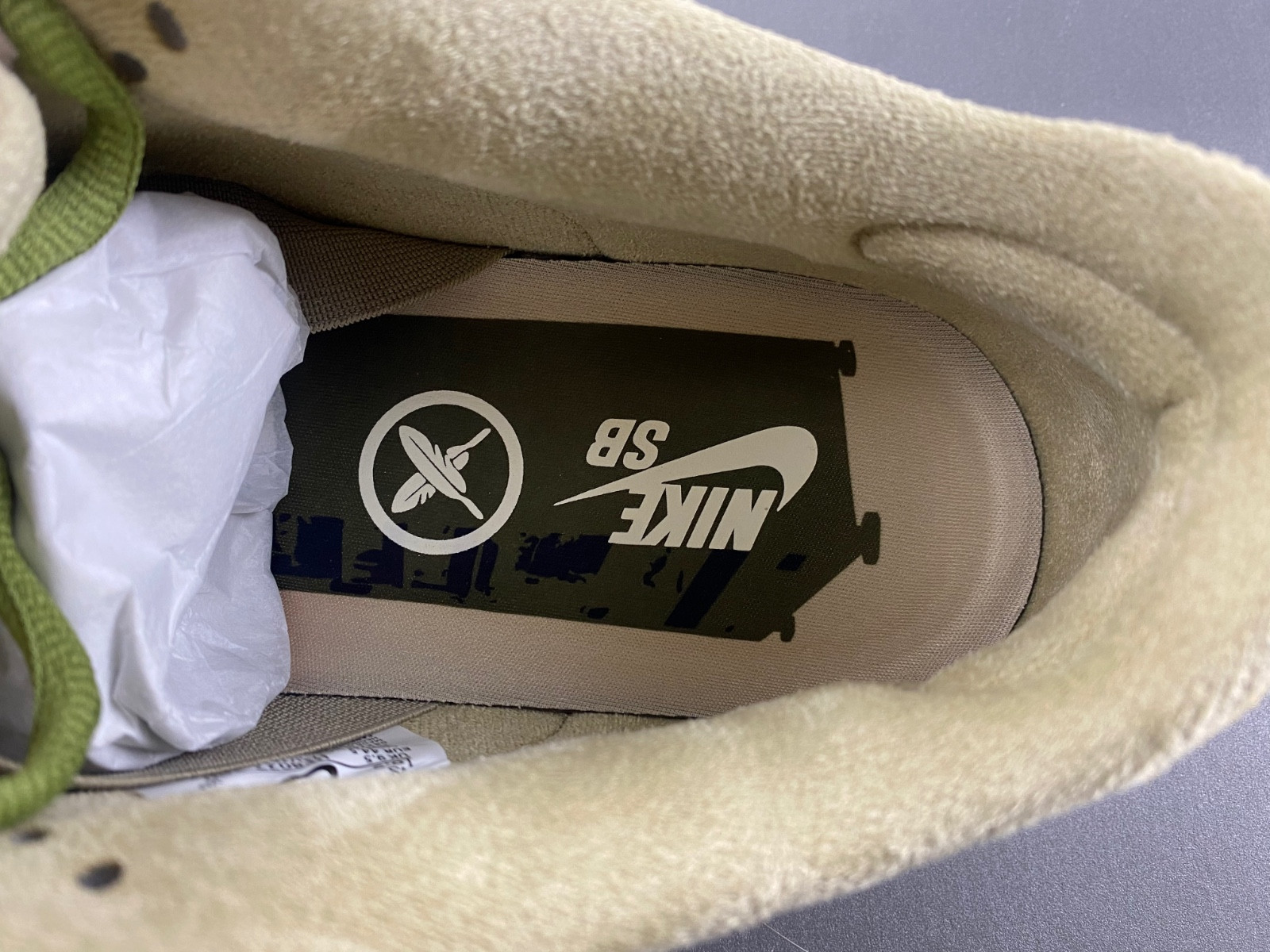 Yuto Horigome Nike SB Dunk "Asparagus" HF8022-300