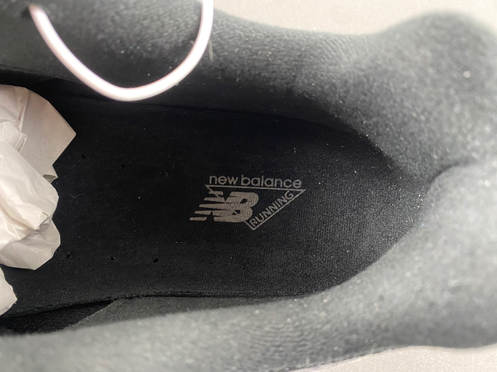 new Ba1an*e 2002r black dark grey white