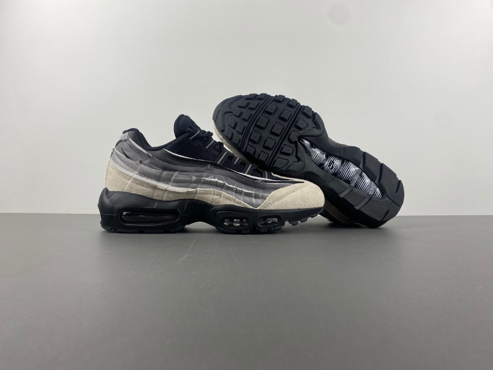 Nike Air Max 95 Comme des Garcons Black Grey CU8406-101