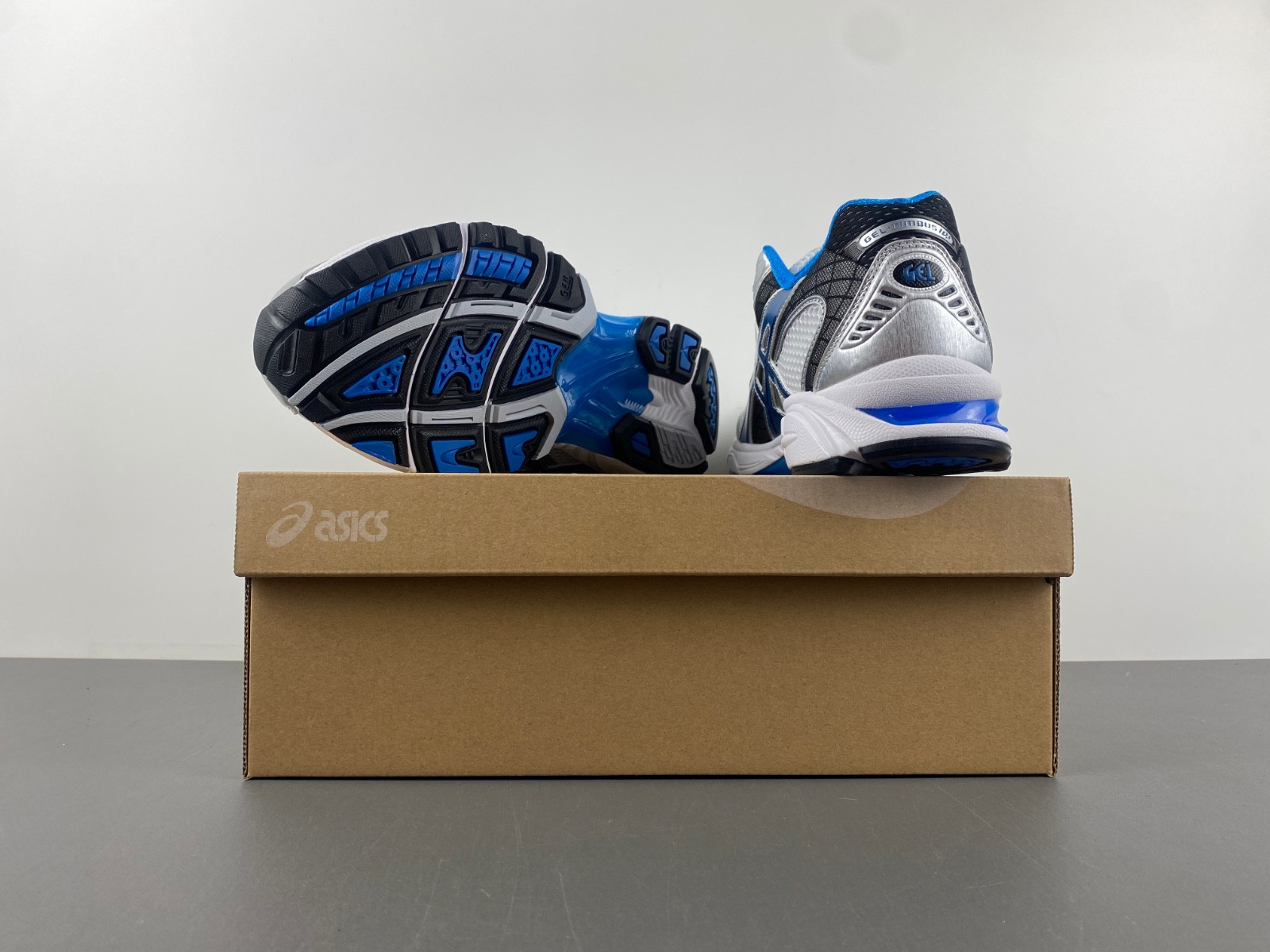 As1cs gel-nimbus 10.1 white directoire blue 1203a543-101