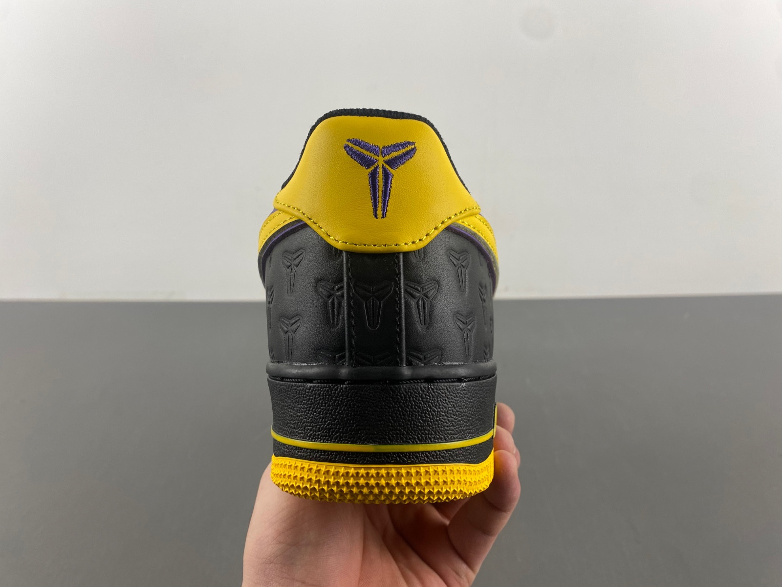 Kobe Bryant x Nike Air Force 1 Low Black HV5122-001