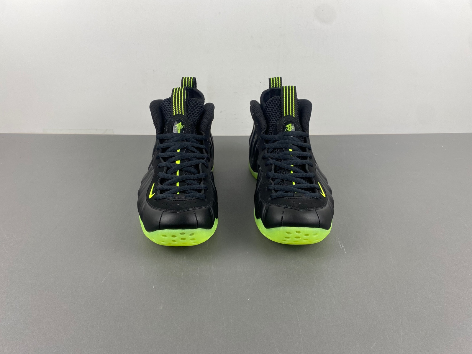 Nike Air Foamposite One Black Volt Men