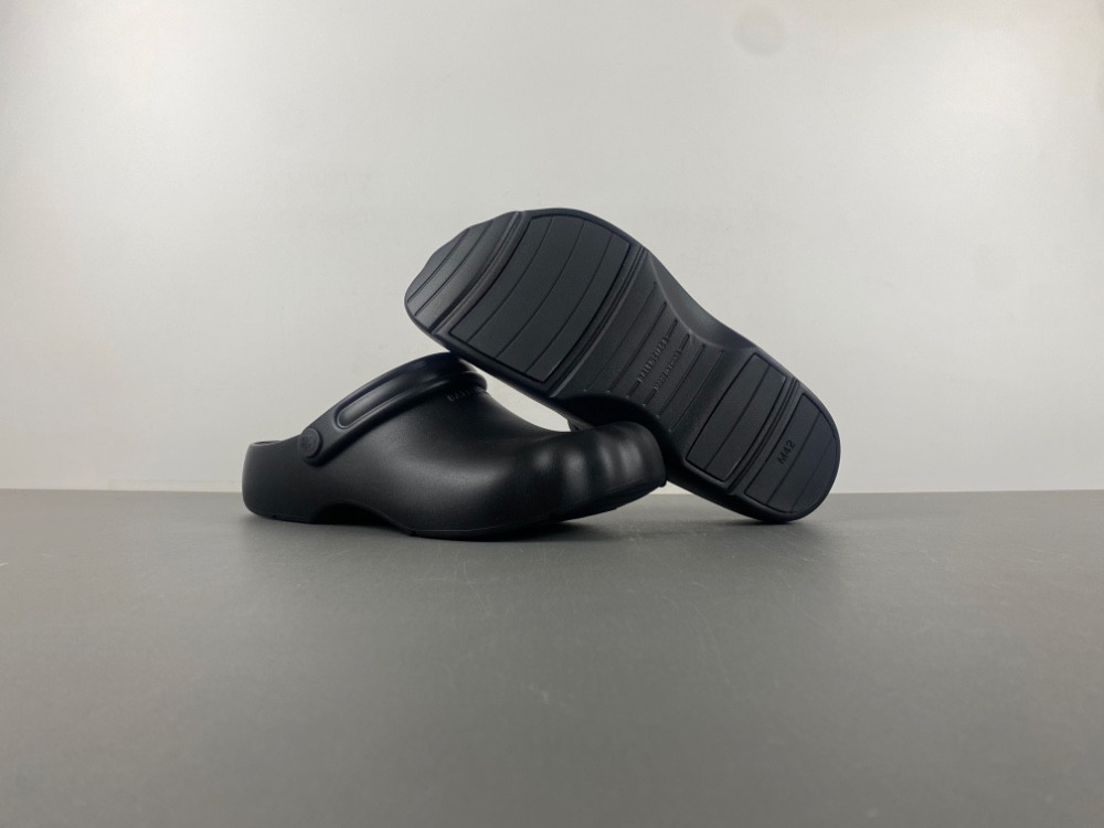 Ba1en*iaga sunday mule in black