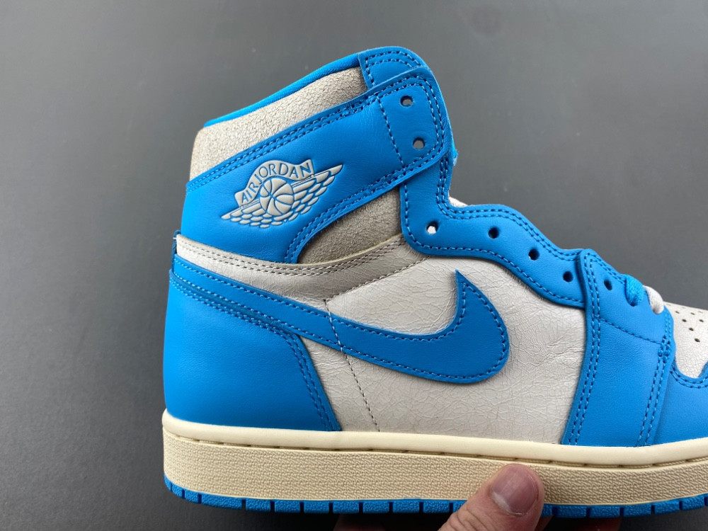 Air Jordan 1 High OG UNC Reimagined DZ5485-402