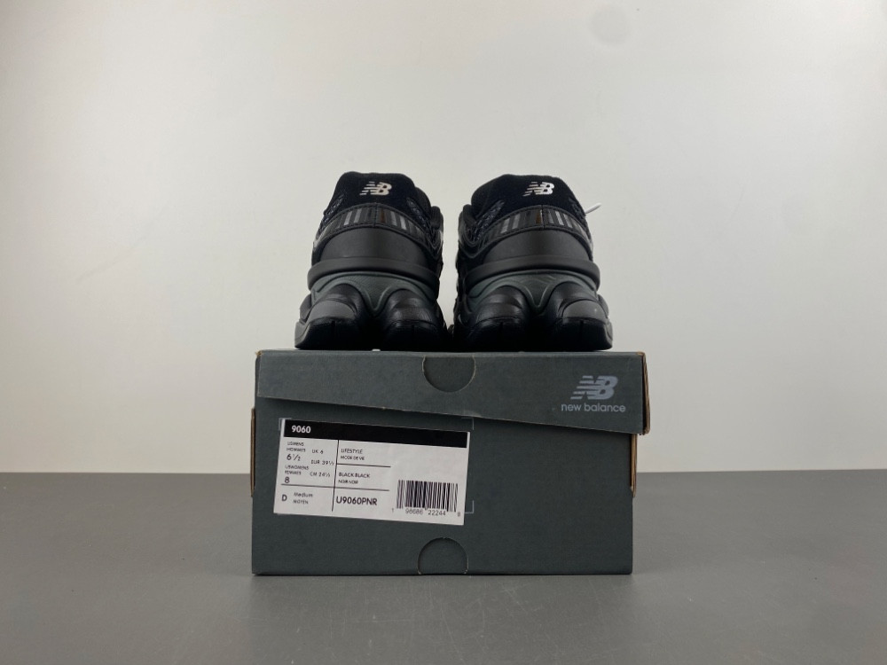 new Ba1an*e 9060 shoe palace black silver u9060pnr