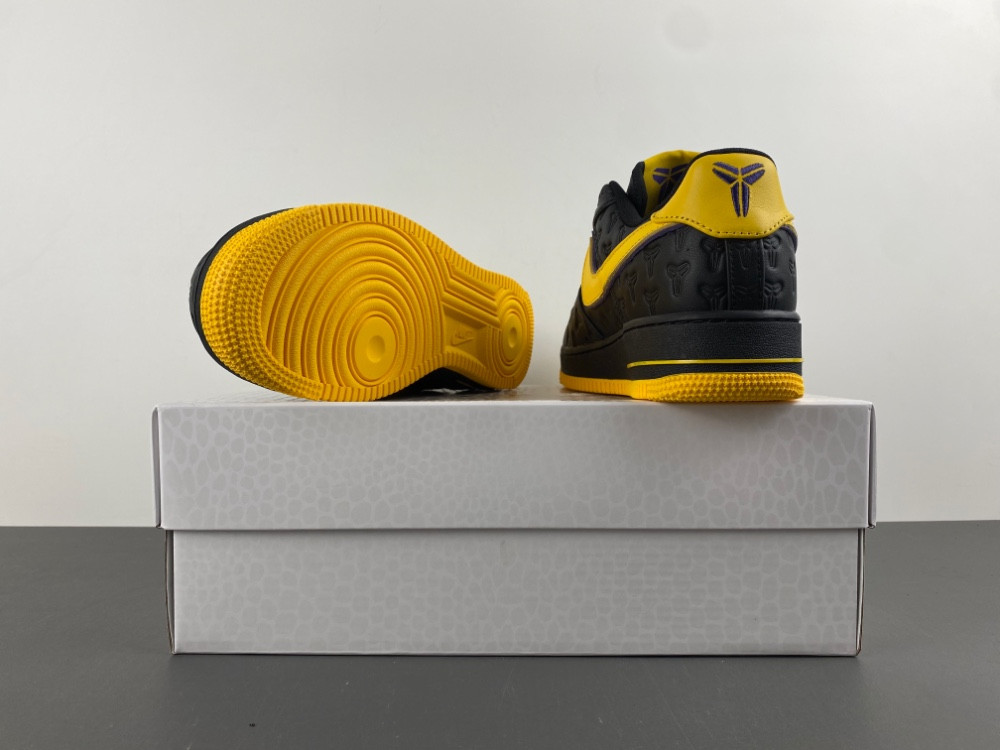Nike x Kobe Bryant Baskets Air Force 1 