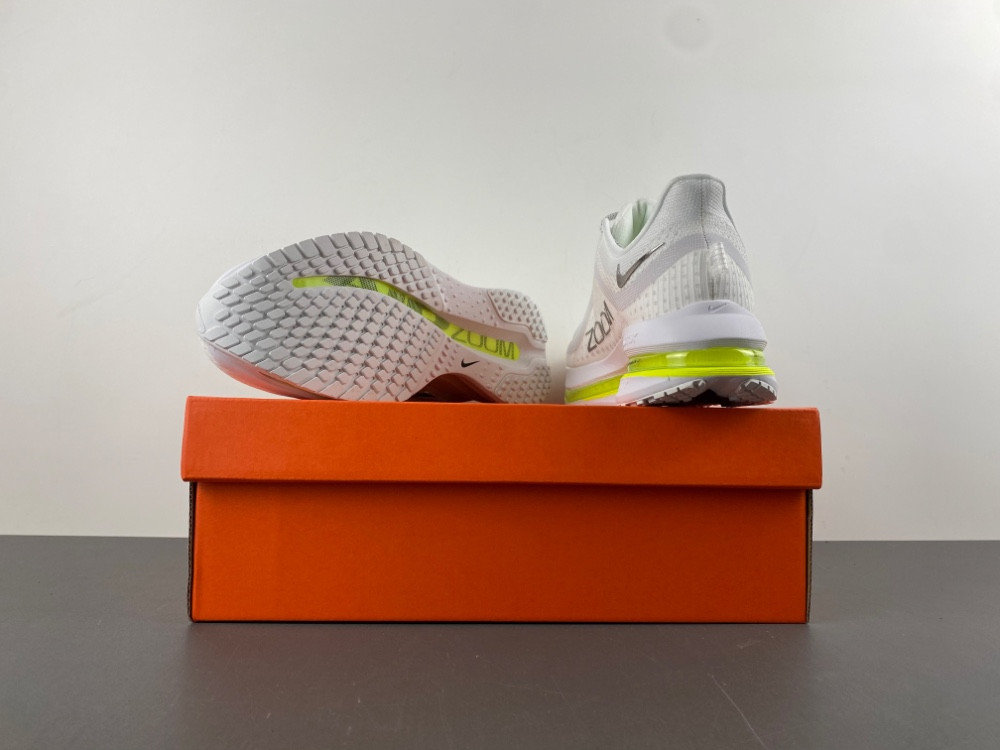 nike air zoom pegasus preM1vm white volt hq2592-100