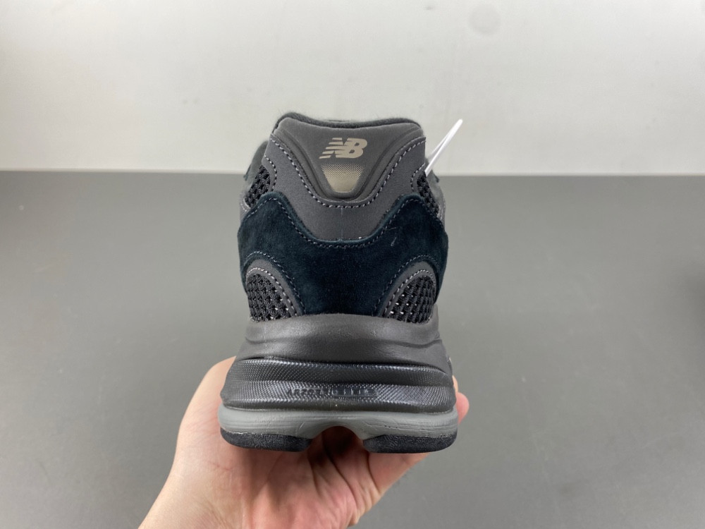 new Ba1an*e 2010 black men