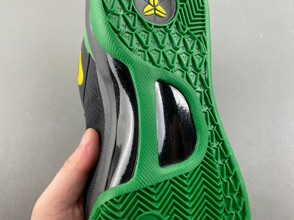 NIKE KOBE 8 OREGON BLACK PE FV6325-100