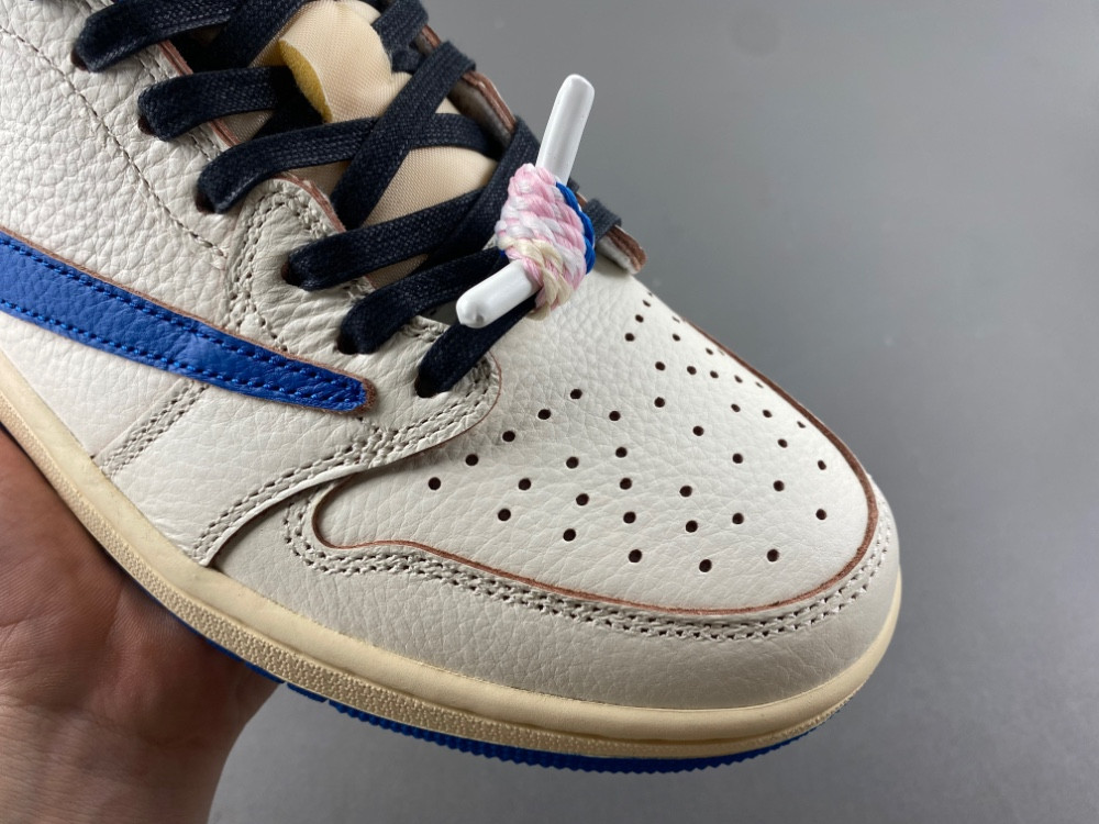 Travis Scott x Fragment x Air Jordan 1 Low OG DM7866-104