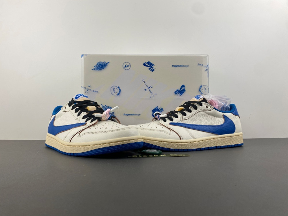 Travis Scott x Fragment x Air Jordan 1 Low OG DM7866-104