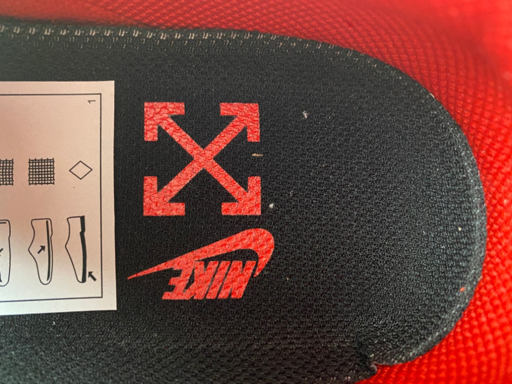 OFF-WHITE x Nike Air Force 1 “Crimson”