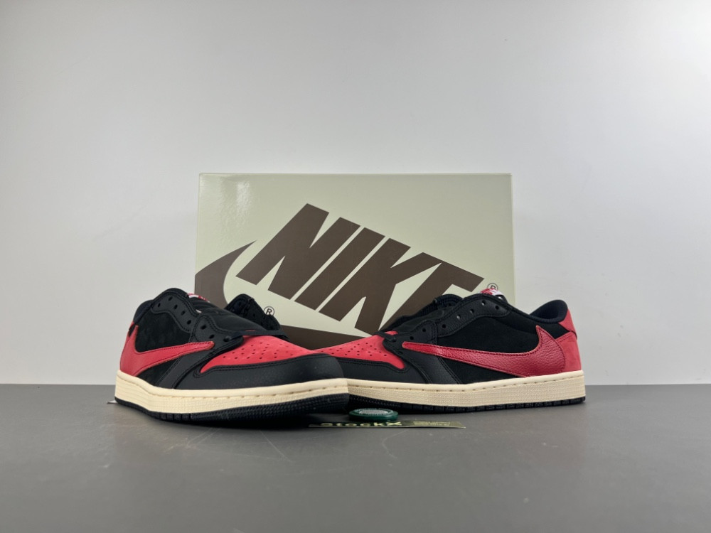 Travis Scott x Air Jordan 1 Low Black Red DM7866-061