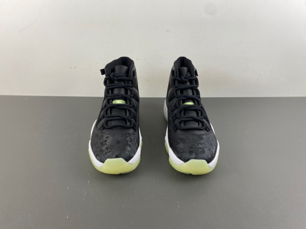 Air Jordan 11 Sneaker School IB1378-001