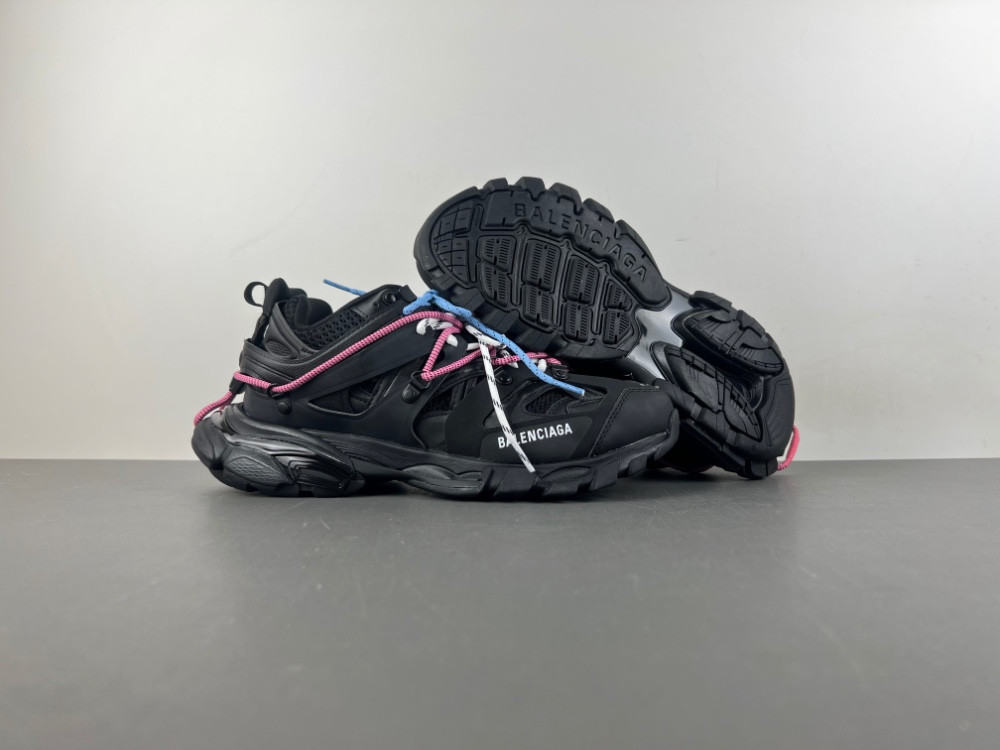 Ba1en*iaga track trail laces sneakers