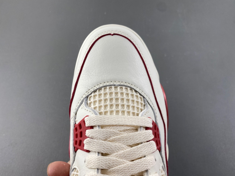 Air Jordan 4 Valentine