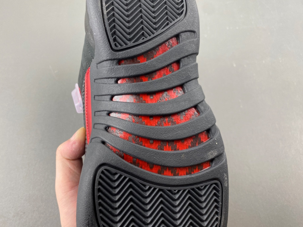 Air Jordan 12 “Bloodline” CT8013-003