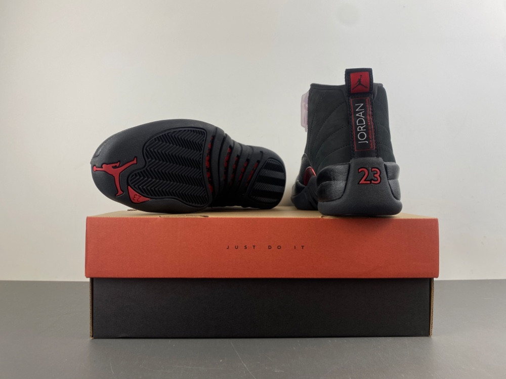 Air Jordan 12 “Bloodline” CT8013-003