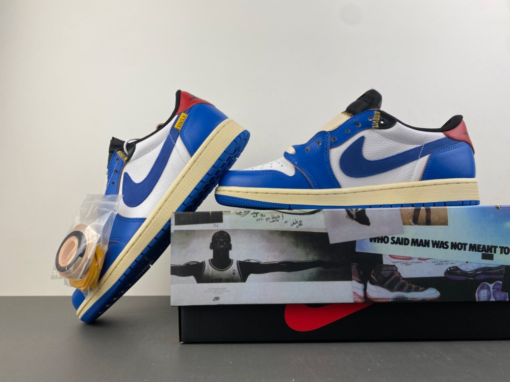 Air Jordan 1 Low UN HQ6998-146