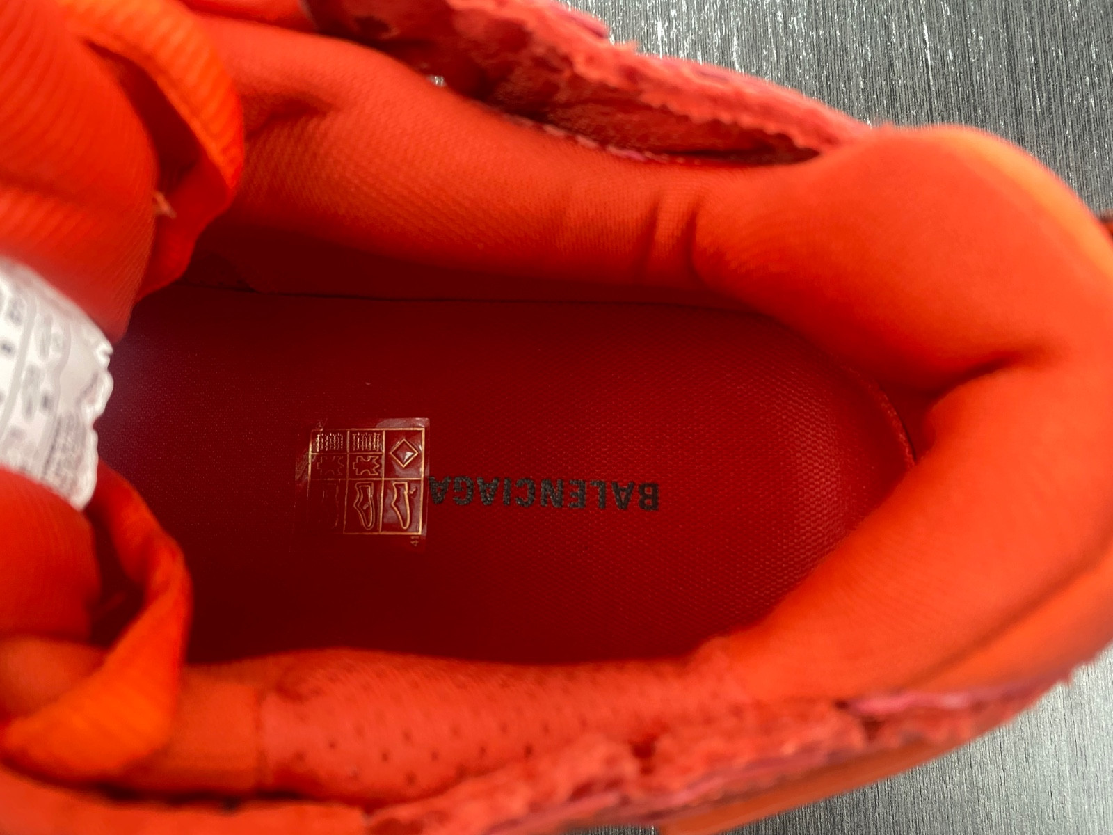 Ba1en*iaga 7.0 runner sneaker