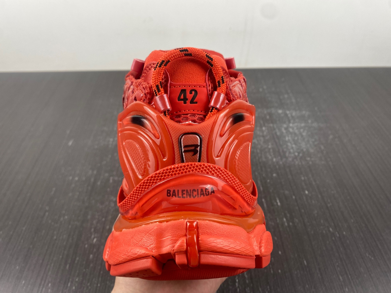 Ba1en*iaga 7.0 runner sneaker