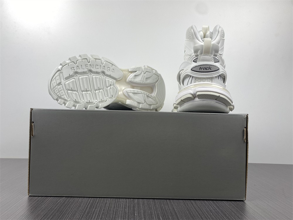 Ba1en*iaga sneaker tess 3.0 white