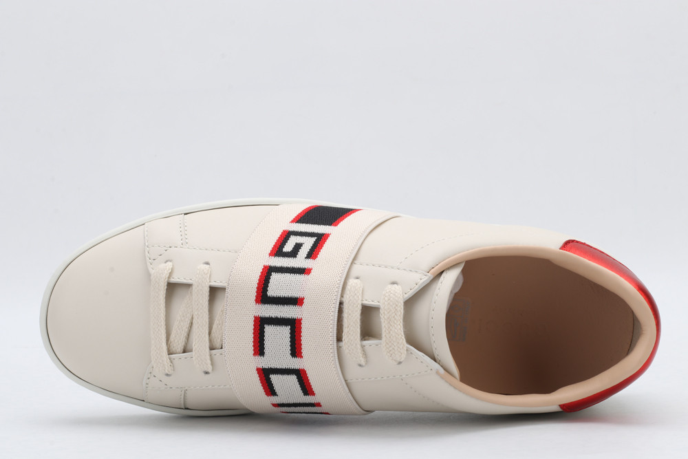 Gvc*1 low-top sneaker white with Gvc*1