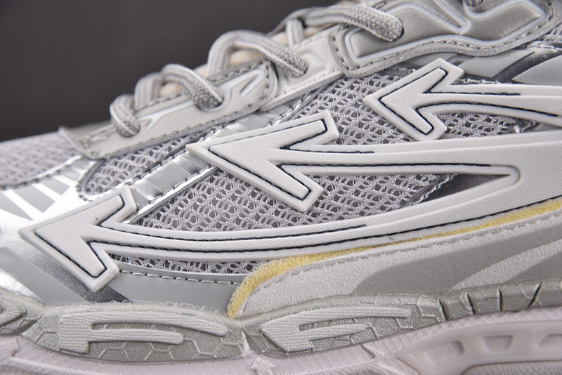 OWT Be Right Back Gray Silver SNEAKERS