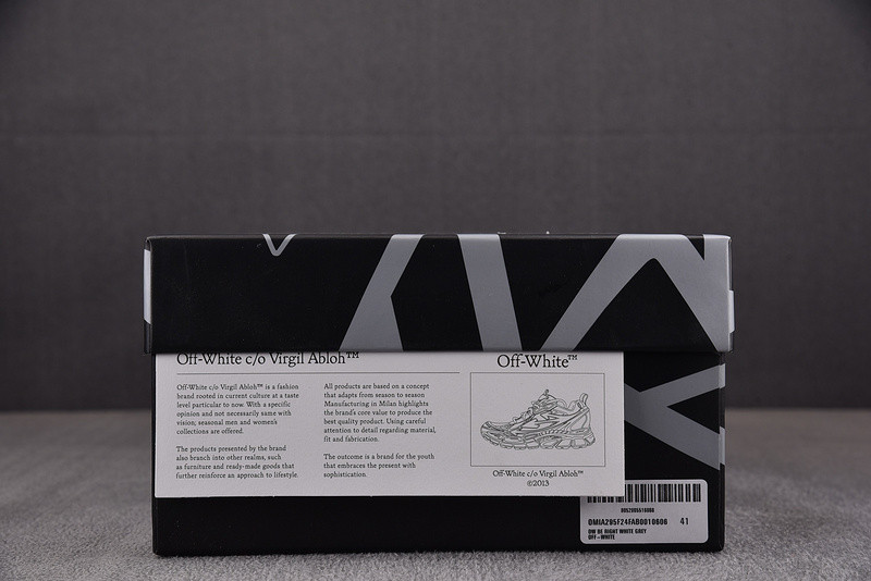 OWT Be Right Back Gray Silver SNEAKERS