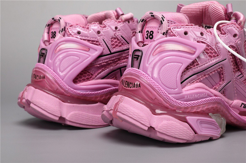 Ba1en*iaga runner sneaker in pink