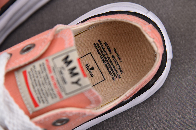 MMY Sneaker 0075