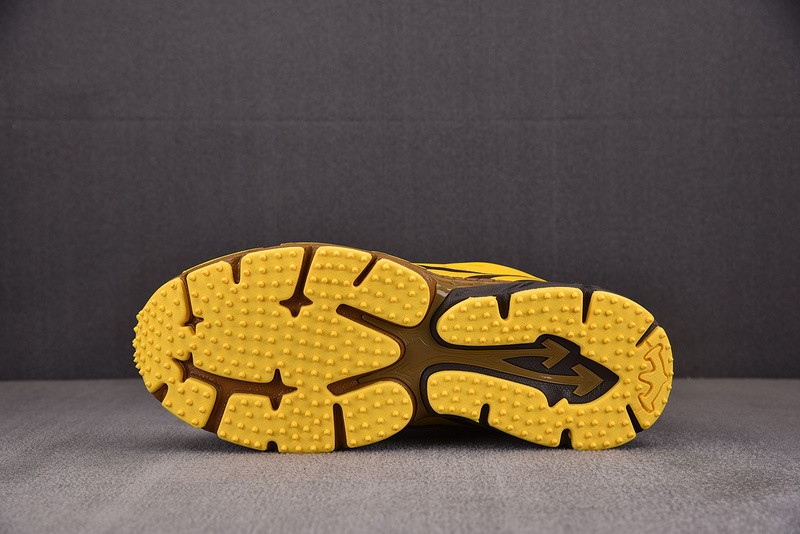 OWT Be Right Back Brown Yellow SNEAKERS