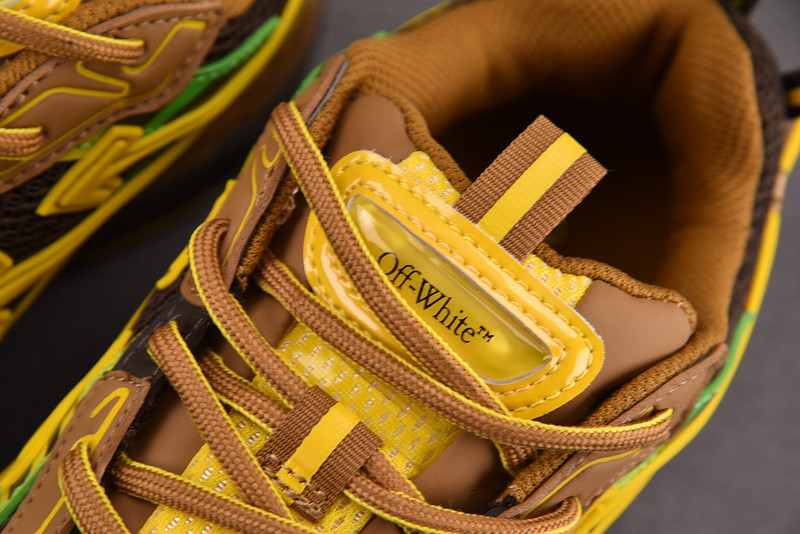OWT Be Right Back Brown Yellow SNEAKERS