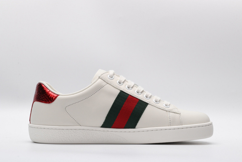 Gvc*1 ace embroidered low-top sneaker white with bee