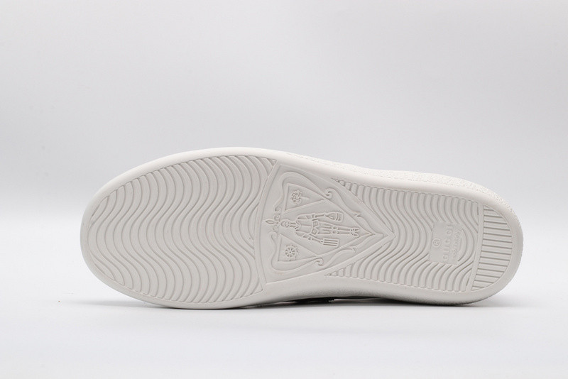 Gvc*1 ace embroidered low-top sneaker white with bee