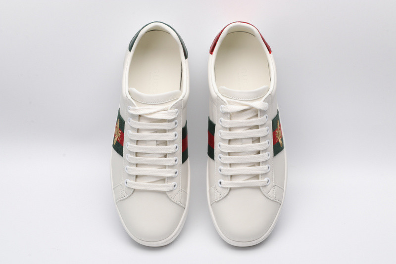 Gvc*1 ace embroidered low-top sneaker white with bee